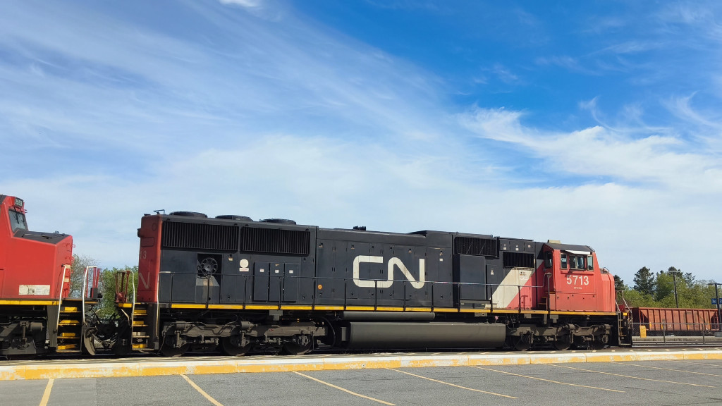 CN 5713